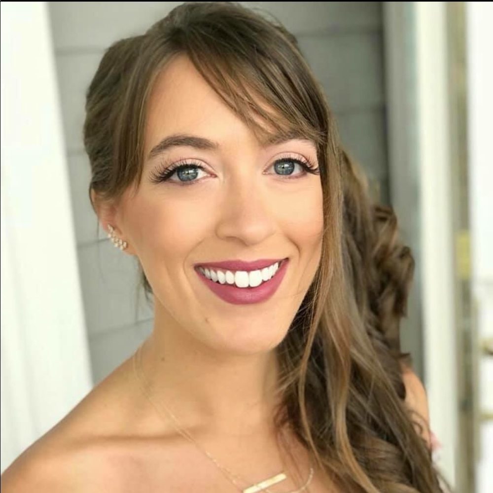 Meet your Posher, Kelly